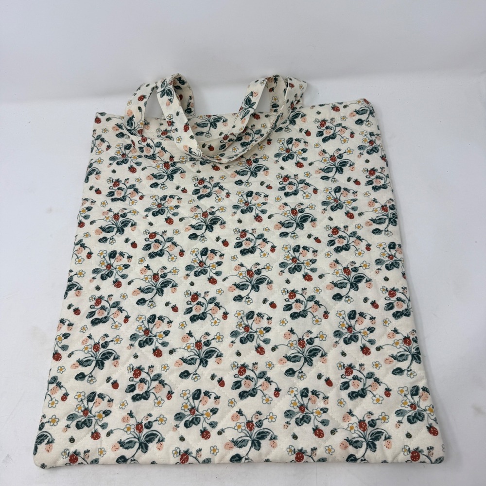 Creative Co-op Strawberry‎ Floral Quilted Cotton Tote Bag Cream Red Green